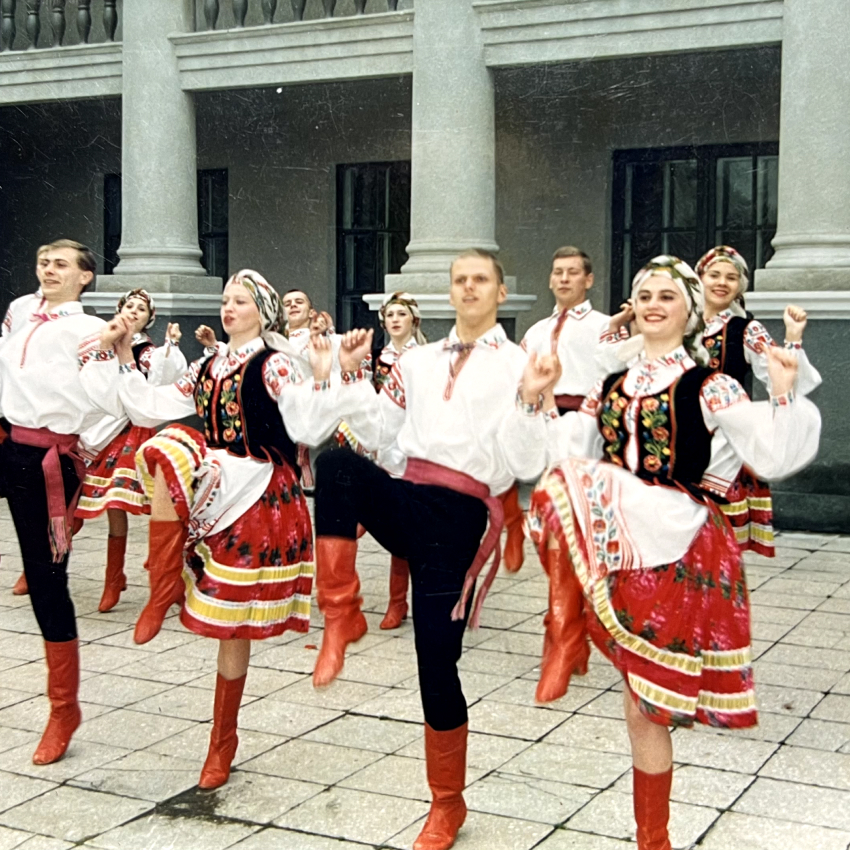HE KNEW HOW TO LIVE AND PRESENT THE MOST DIVERSE DANCE AND STAGE ROLES